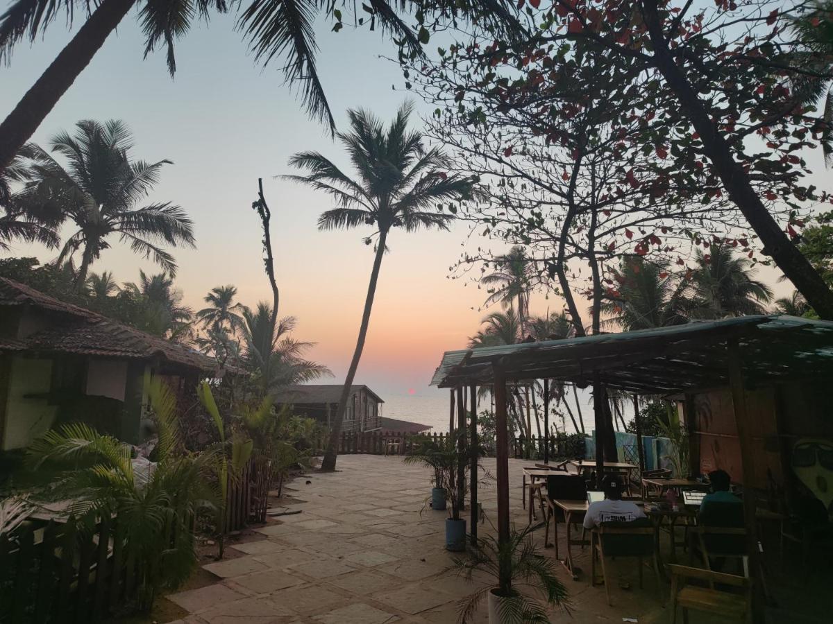Beachside Anjuna Exterior photo